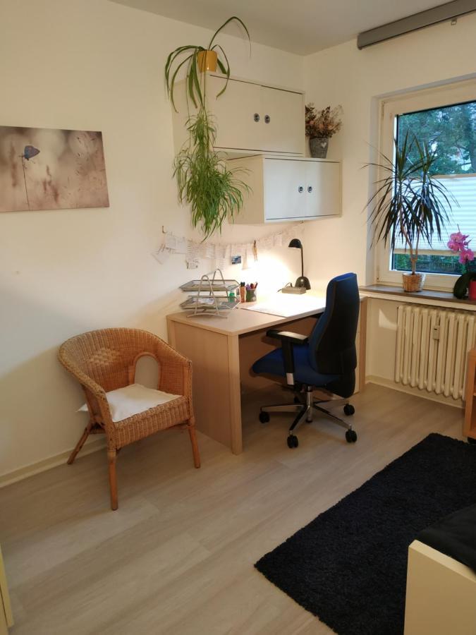 Bed & Breakfast Bonn 24 Mai Bis14 Juni Mit Hund In Der Wohnung Eksteriør billede